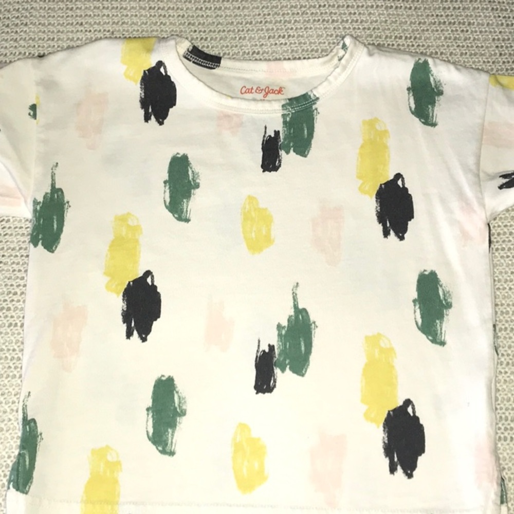 SOLD. **Kids top